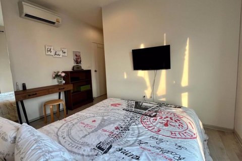 Condominio de 2 dormitorios en Huai Khwang, Bangkok, Tailandia № 47556 - foto 7