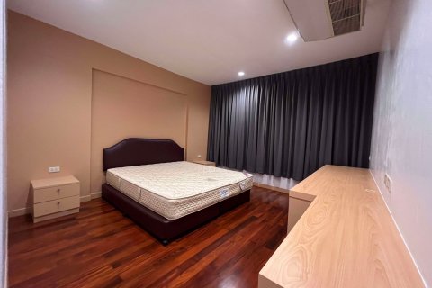 Condominio de 3 dormitorios en Watthana, Bangkok, Tailandia № 47562 - foto 16