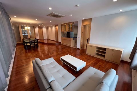 Condominio de 3 dormitorios en Watthana, Bangkok, Tailandia № 47562 - foto 8