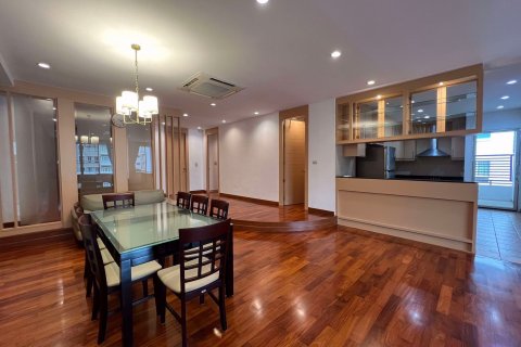 Condominio de 3 dormitorios en Watthana, Bangkok, Tailandia № 47562 - foto 9