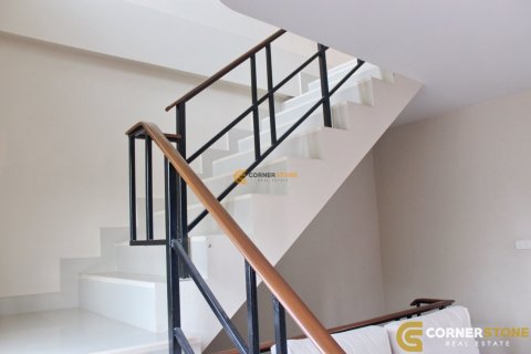 Estudio en Chonburi, Tailandia № 205001 - foto 25