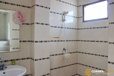 Estudio en Chonburi, Tailandia № 205001 - foto 23