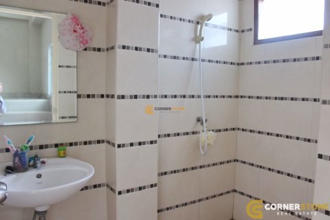 Estudio en Chonburi, Tailandia № 205001 - foto 24
