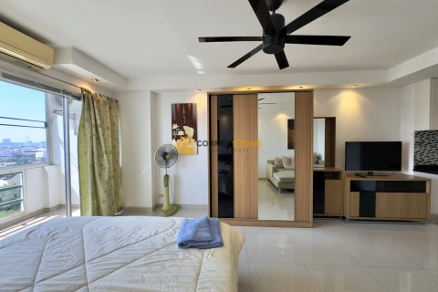 Condominio de 1 dormitorio en Pattaya, Tailandia № 209747 - foto 11