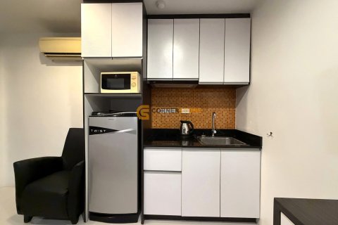 Condominio de 1 dormitorio en Jomtien Beach, Pattaya, Tailandia № 209746 - foto 2