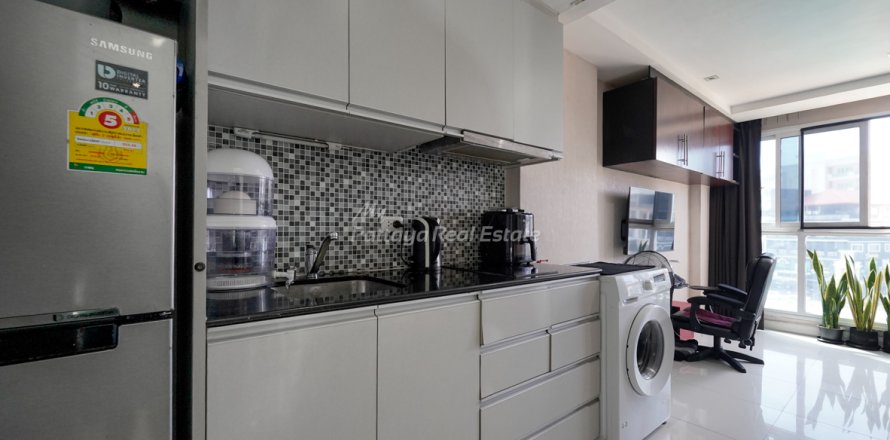 Estudio en el condominio en Pattaya, Tailandia № 209173