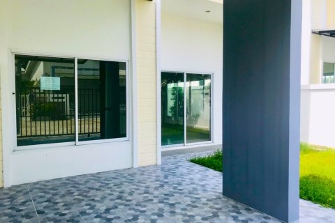 Casa de 3 dormitorios en Pattaya, Tailandia № 209166 - foto 6