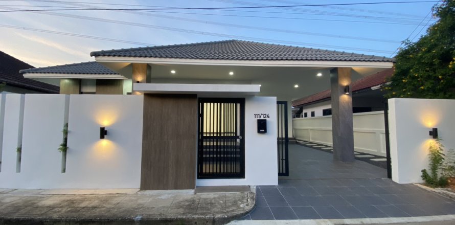 Chalet de 3 dormitorios en Pattaya, Tailandia № 209170