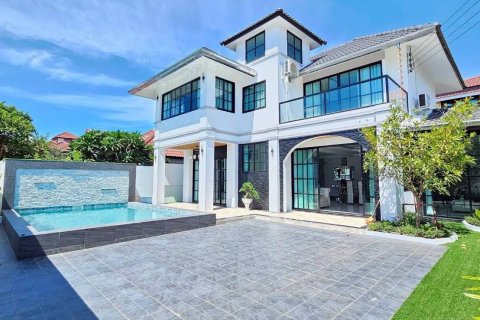 Villa à Pattaya, Thaïlande 4 chambres № 209169