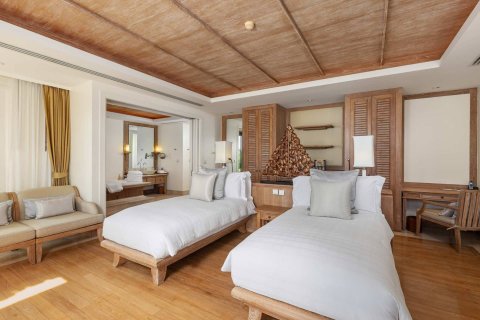 Casa de 3 dormitorios en Phuket, Tailandia № 180707 - foto 30