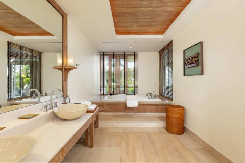 Casa de 3 dormitorios en Phuket, Tailandia № 180707 - foto 24