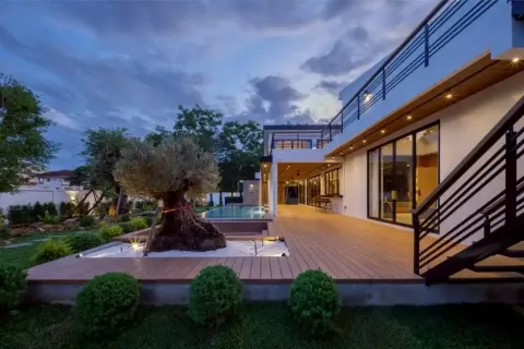 Chalet de 5 dormitorios en Chiang Mai, Tailandia № 162769 - foto 19