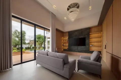 Chalet de 5 dormitorios en Chiang Mai, Tailandia № 162769 - foto 11