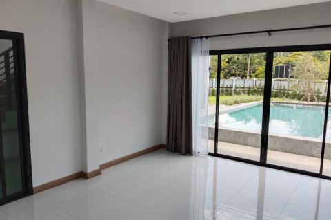 Casa de 3 dormitorios en Chiang Mai, Tailandia № 162767 - foto 7