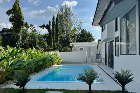 Casa de 4 dormitorios en Chiang Mai, Tailandia № 162764 - foto 2