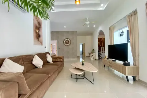 Chalet de 4 dormitorios en Chiang Mai, Tailandia № 162765 - foto 2