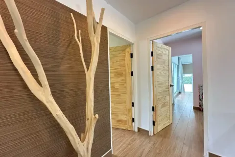 Chalet de 4 dormitorios en Chiang Mai, Tailandia № 162765 - foto 4