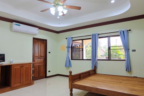 Estudio en Pattaya, Tailandia № 161083 - foto 28