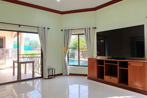 Estudio en Pattaya, Tailandia № 161083 - foto 12