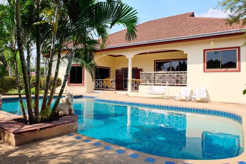 Studio in Pattaya, Thailand № 161083
