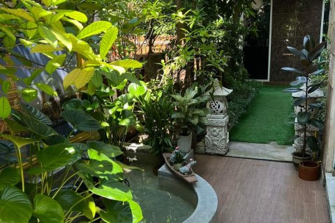 Chalet de 4 dormitorios en Bangkok, Tailandia № 133817 - foto 29