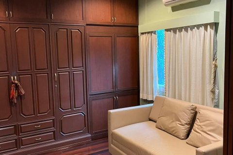 Chalet de 4 dormitorios en Bangkok, Tailandia № 133817 - foto 13