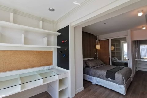 Condominio de 4 dormitorios en Watthana, Bangkok, Tailandia № 133819 - foto 19