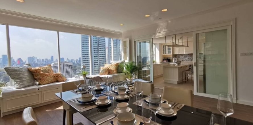 Condominio de 4 dormitorios en Watthana, Bangkok, Tailandia № 133819