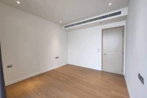 Condominio de 3 dormitorios en Khlong San, Bangkok, Tailandia № 133818 - foto 16