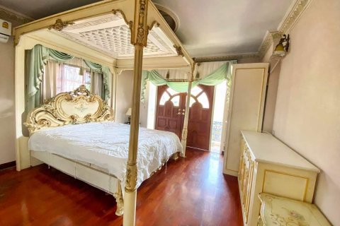 Chalet de 4 dormitorios en Khan Na Yao, Bangkok, Tailandia № 133814 - foto 5