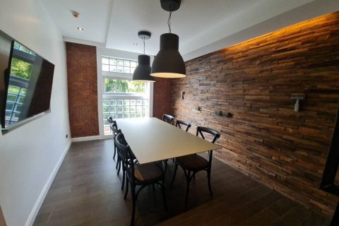 Ático de 4 dormitorios en Watthana, Bangkok, Tailandia № 133816 - foto 4