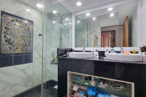 Condominio de 2 dormitorios en Kathu, Tailandia № 168861 - foto 24