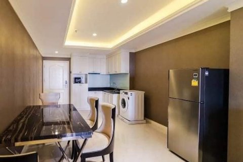Eigentumswohnung in Bangkok, Thailand, 1 Schlafzimmer  № 66291 - Foto 4