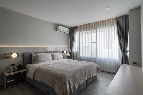 Condominio de 3 dormitorios en Bang Na, Bangkok, Tailandia № 170476 - foto 24