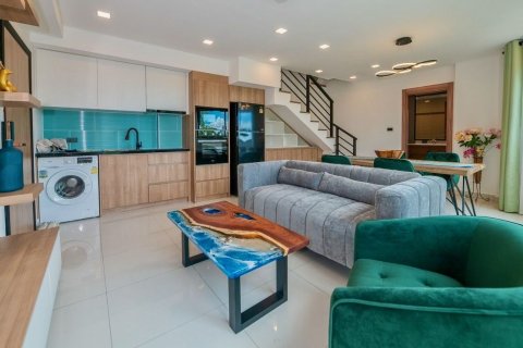 Condo in Pattaya, Thailand, 2 bedrooms  № 170480