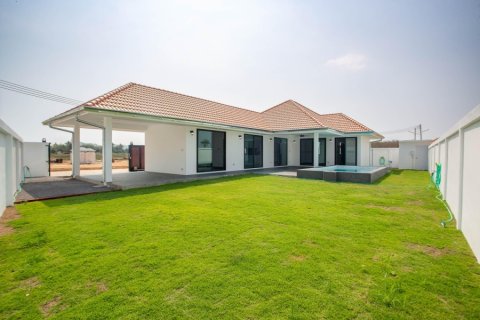 Villa à Hua Hin, Thaïlande 3 chambres № 168795