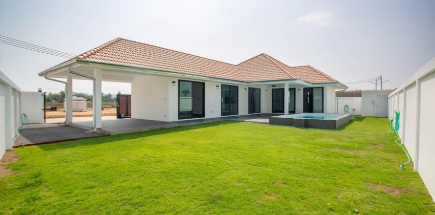 Chalet de 3 dormitorios en Hua Hin, Tailandia № 168795