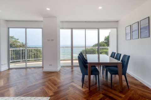 Condominio de 3 dormitorios en Hua Hin, Tailandia № 168791 - foto 4