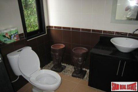 Chalet de 3 dormitorios en Phuket, Tailandia № 202458 - foto 4