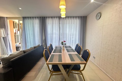 Apartamento de 2 dormitorios en Pattaya, Tailandia № 167052 - foto 7