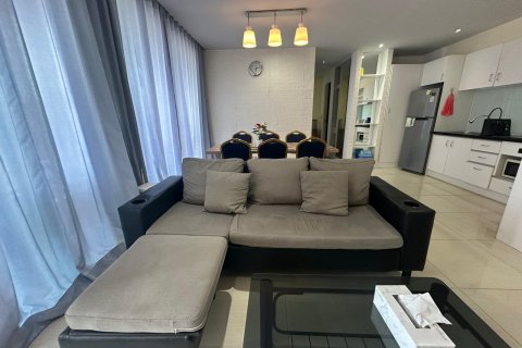 Apartamento de 2 dormitorios en Pattaya, Tailandia № 167052 - foto 2