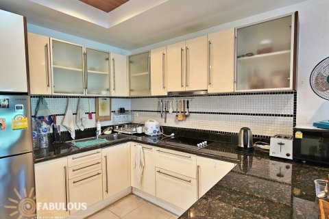 Condominio de 2 dormitorios en Wichit, Tailandia № 179404 - foto 6