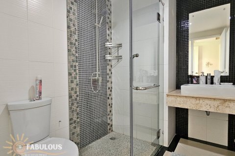 Condominio de 2 dormitorios en Wichit, Tailandia № 179404 - foto 11