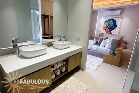 Chalet de 3 dormitorios en Bang Tao, Tailandia № 179400 - foto 11