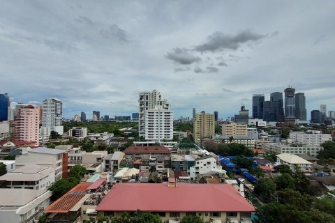 Condominio de 1 dormitorio en Khlong Toei, Bangkok, Tailandia № 205726 - foto 7