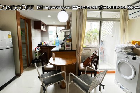 Estudio en el condominio en Watthana, Bangkok, Tailandia № 205724 - foto 6