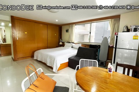 Estudio en el condominio en Watthana, Bangkok, Tailandia № 205724 - foto 8