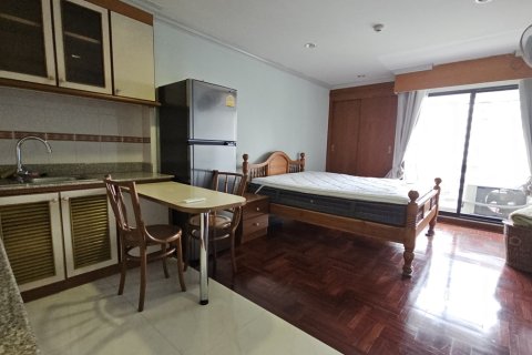 Condominio de 1 dormitorio en Watthana, Bangkok, Tailandia № 205727 - foto 6