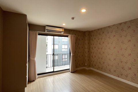 Estudio en el condominio en Watthana, Bangkok, Tailandia № 205725 - foto 6