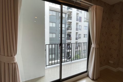 Estudio en el condominio en Watthana, Bangkok, Tailandia № 205725 - foto 3